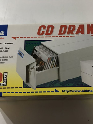 Συρτάρι αποθήκευσης 20 CD-DVD