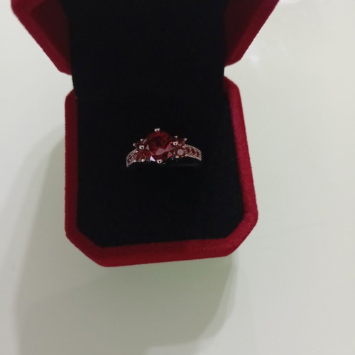 Women's ring No 7 USA new, silver and red
