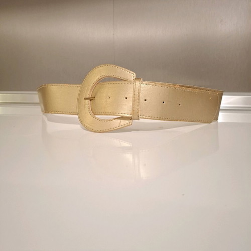 Women's wide gold waist belt 130 cm like new