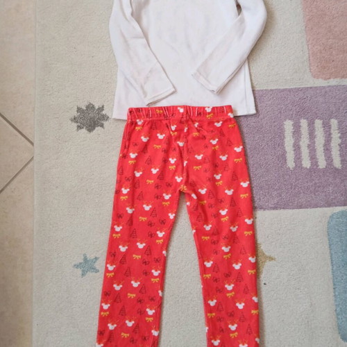 Disney pajamas for 4 years old like new, white and red