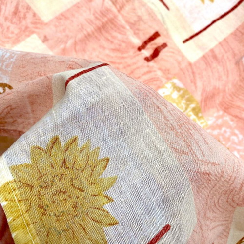 Tablecloth 1.14x1.14 cotton printed pink yellow like new