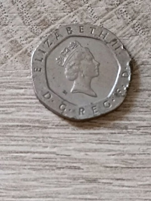 20 Pence Coin 1989 used with dent on one side