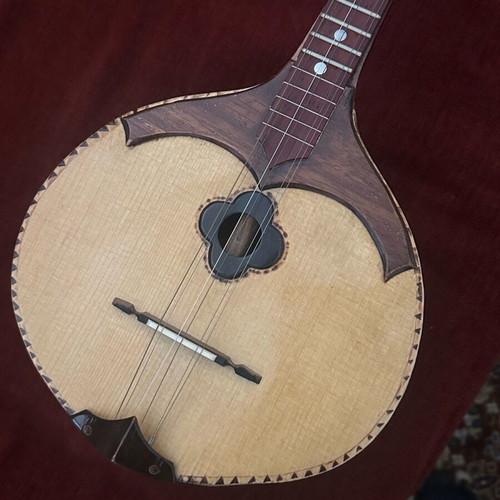 Handmade Tzouras new with picks and case