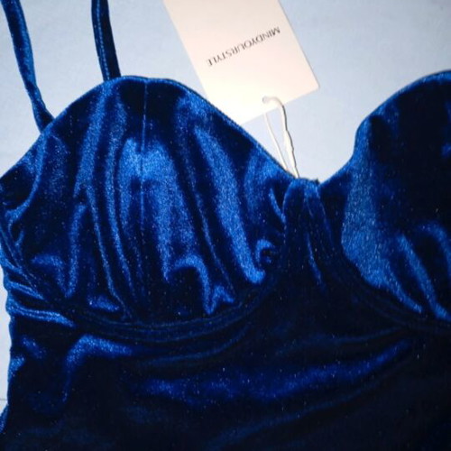 Mindyourstyle Velvet Winter Top new
