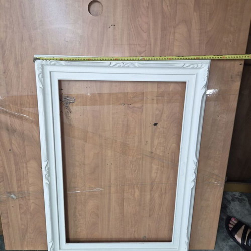 Vintage distressed frame in ecru color