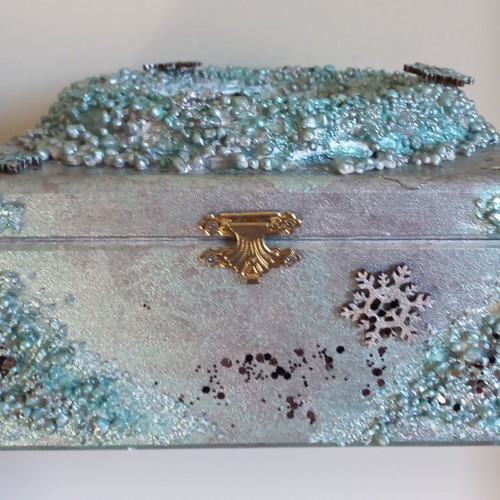 Christmas handmade wooden box new 21×21×10 cm