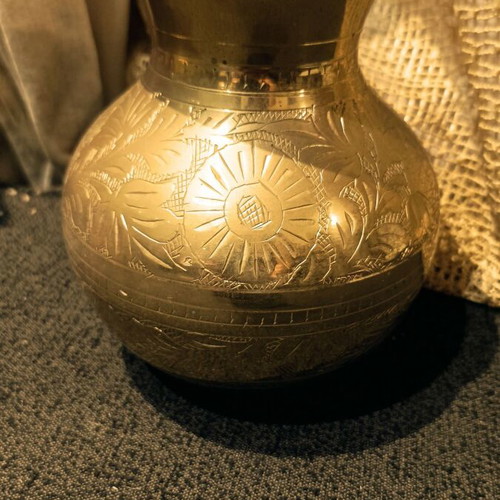 Copper vase carved used
