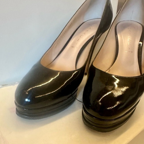 Casadei black patent leather pumps used, size 40, 10cm heel