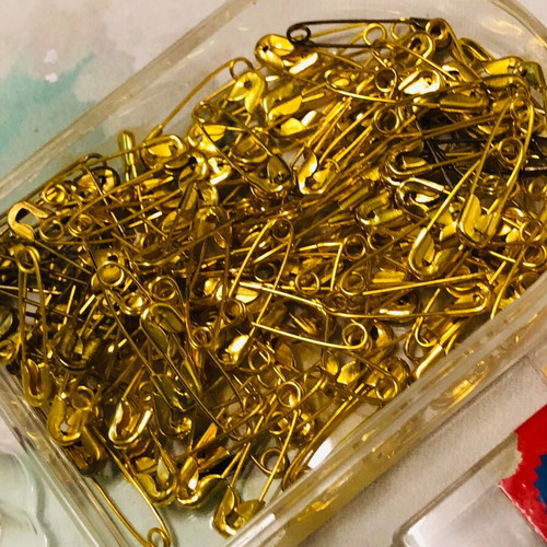 Safety pins used, pack of 150 pcs, 17 mm x 0.4 mm