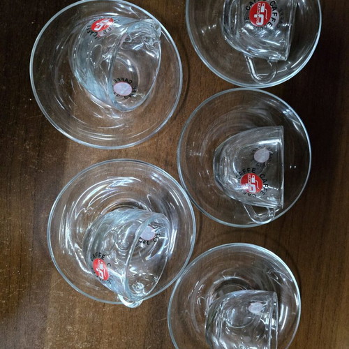 Set of five Caffe Pascucci cups with saucers new