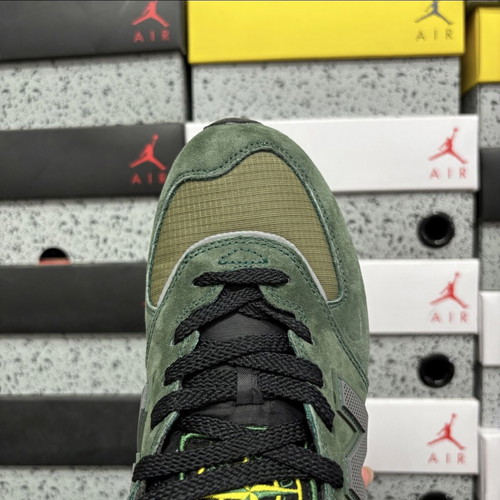 New Balance x Stone Island 574 sneakers, green