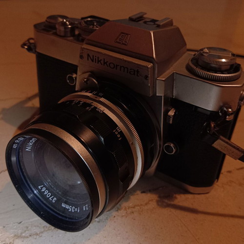 Nikon Nikkormat EL 35mm Film Camera with Nikkor-S 35mm f/2.8 Lens like new