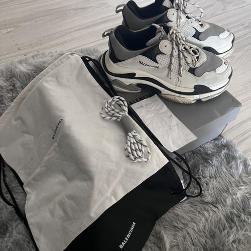 Balenciaga Triple S Clear Sole Sneakers like new, white and beige