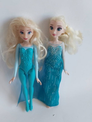 Dolls like new, set of two