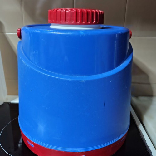 Thermos water jug with tap 5 liters used, Italian
