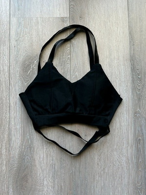 Women's top black cropped like new