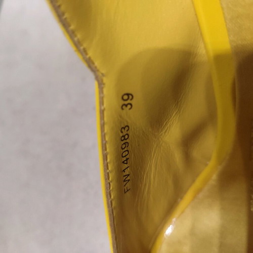 Sandals like new, size 39, yellow
