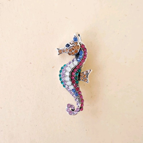 Seahorse vintage 70ies pin with multicolored rhinestones like new