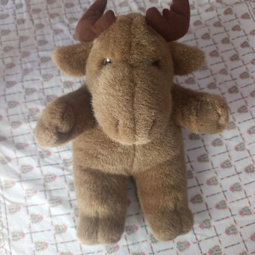 Plush reindeer stuffed toy used for kids