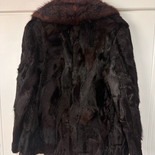 Fur used in black and brown with long hair