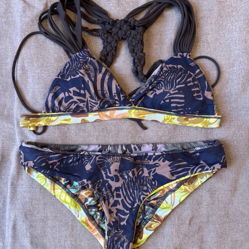 Maaji bikini new, double face with knitted back, colorful, size S