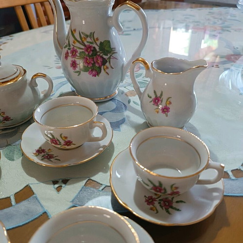 Vintage coffee set like new with golden details