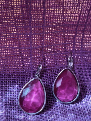 Earrings like new