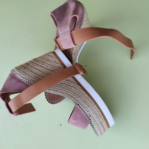 Chloe heel unworn, size 40