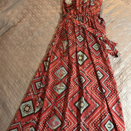 Long red dress with patterns like new, worn twice