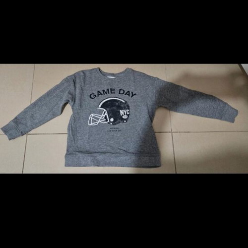 Mango sweatshirt like new, gray, for 6-7 years old