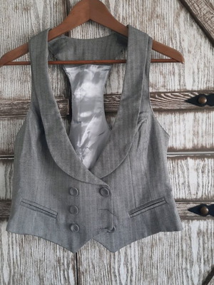 Vest gray like new, size L