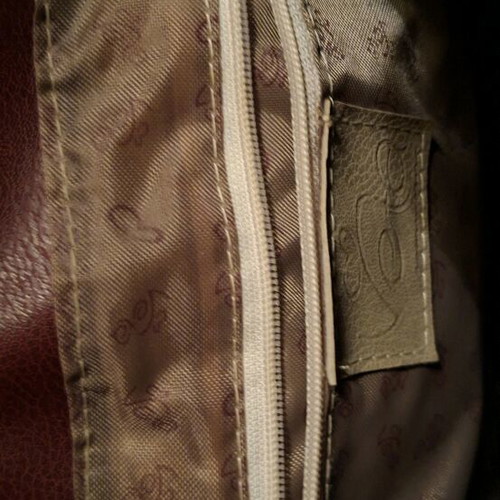Veta backpack burgundy like new