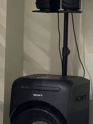 Sony MHC-GT4D Bluetooth speaker like new