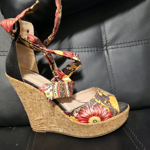Floral platform shoes used, size 39, lace-up, multicolor