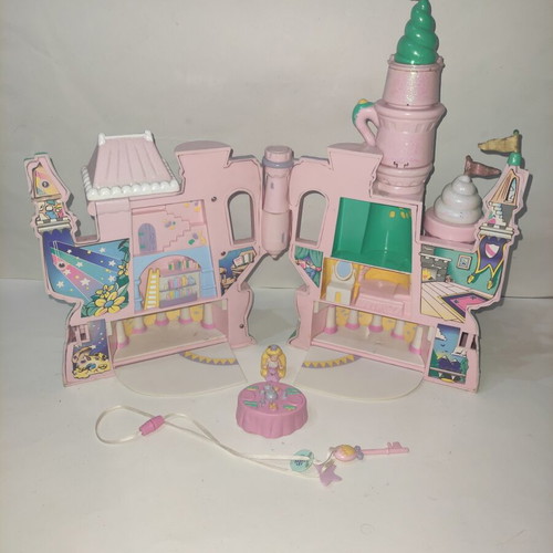 Polly Pocket Trendmasters Star Castle Magical Yea Party 1995 like new