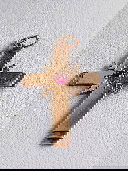 χρυσός σταυρός 14 καράτια