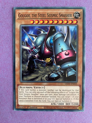 Yu-Gi-Oh! Card Golgoil the Steel Seismic Smasher like new
