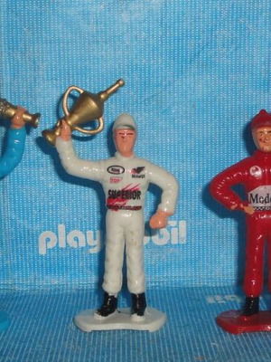Vintage Formula 1 Racing Figurines set like new