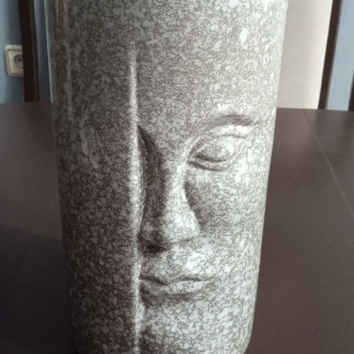 Porcelain vase new, height 30cm, width 15cm