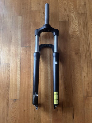 SR Suntour MTB suspension fork 29", 100mm coil spring