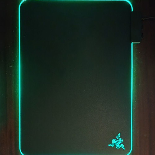 Razer Firefly V2 Chroma RGB mousepad like new