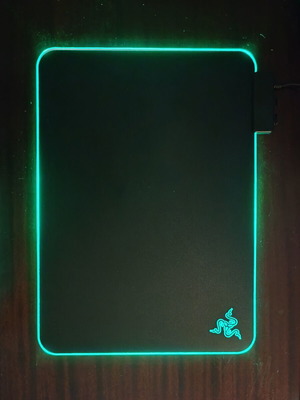 Razer Firefly V2 Chroma RGB mousepad σαν καινούργιο