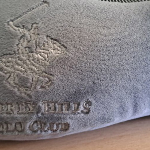 Neck pillow Polo Club Beverly Hills grey like new