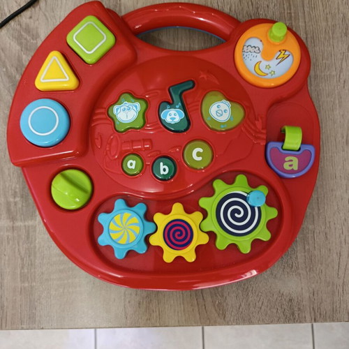 Activity toy with sounds and lights
