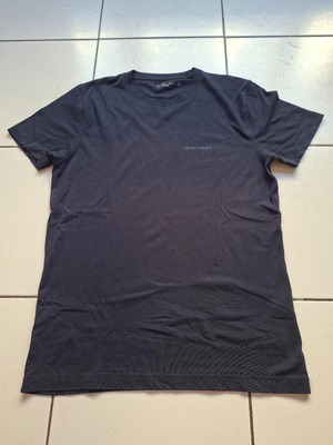 Abercrombie and Fitch t-shirt like new, dark blue, size M
