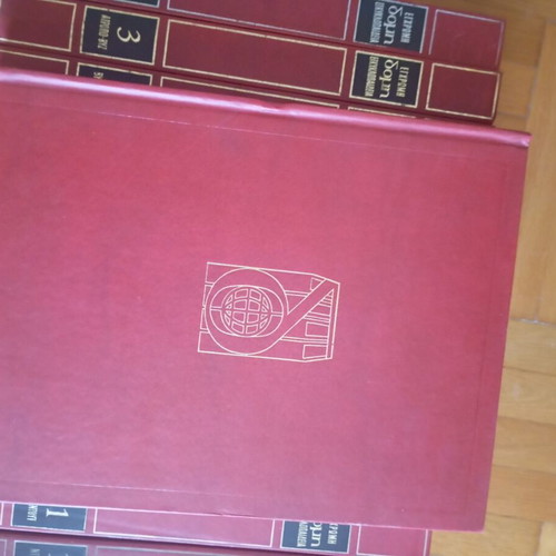 Domi Encyclopedia Complete 15-Volume Set, like new, hardcover