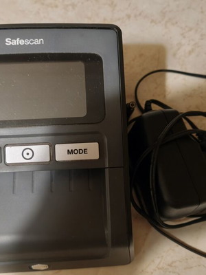 Safescan 155 S Counterfeit Detector and Genuine Banknote Checker Like New