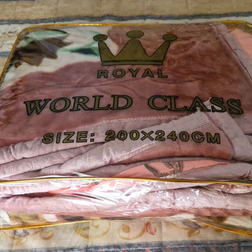 Double-sided quilt like new, size 200x240