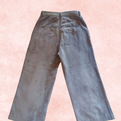 Pull&Bear women's cropped corduroy wide leg pants like new, gray, size S