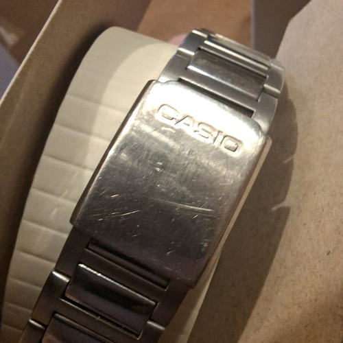 Casio Quartz Watch WR50 used, men's silver